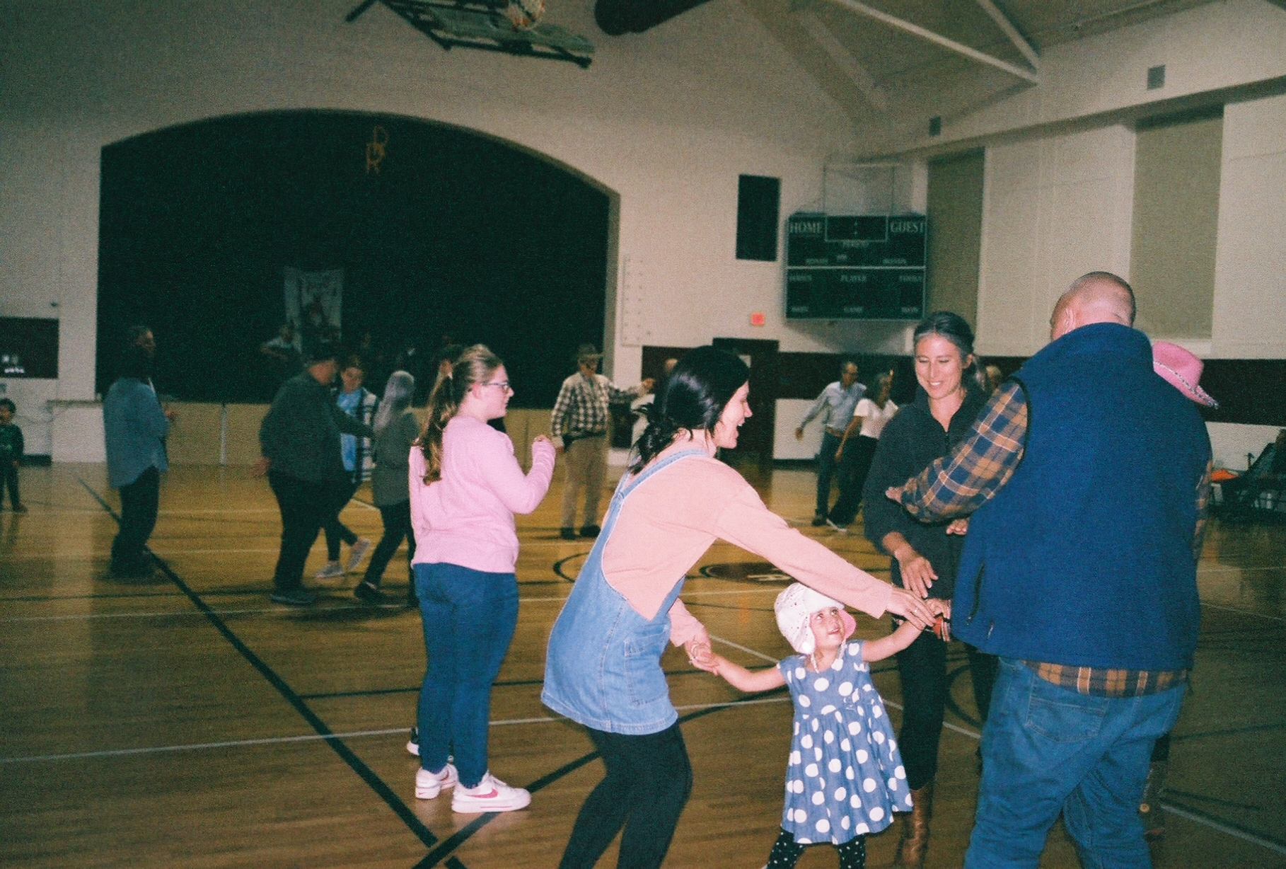 Square dance photo 2